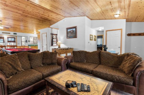 McWhinney The Pooh's Den - Everything you need for a memorable time with family! Pool Table!